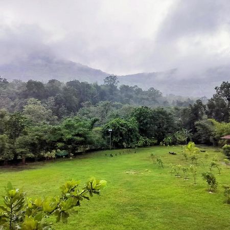 King'S Landing Villa Karjat Eksteriør billede