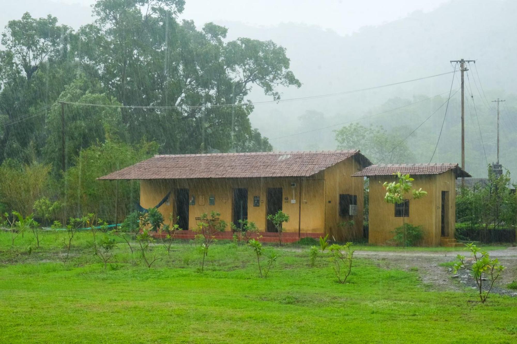 King'S Landing Villa Karjat Eksteriør billede