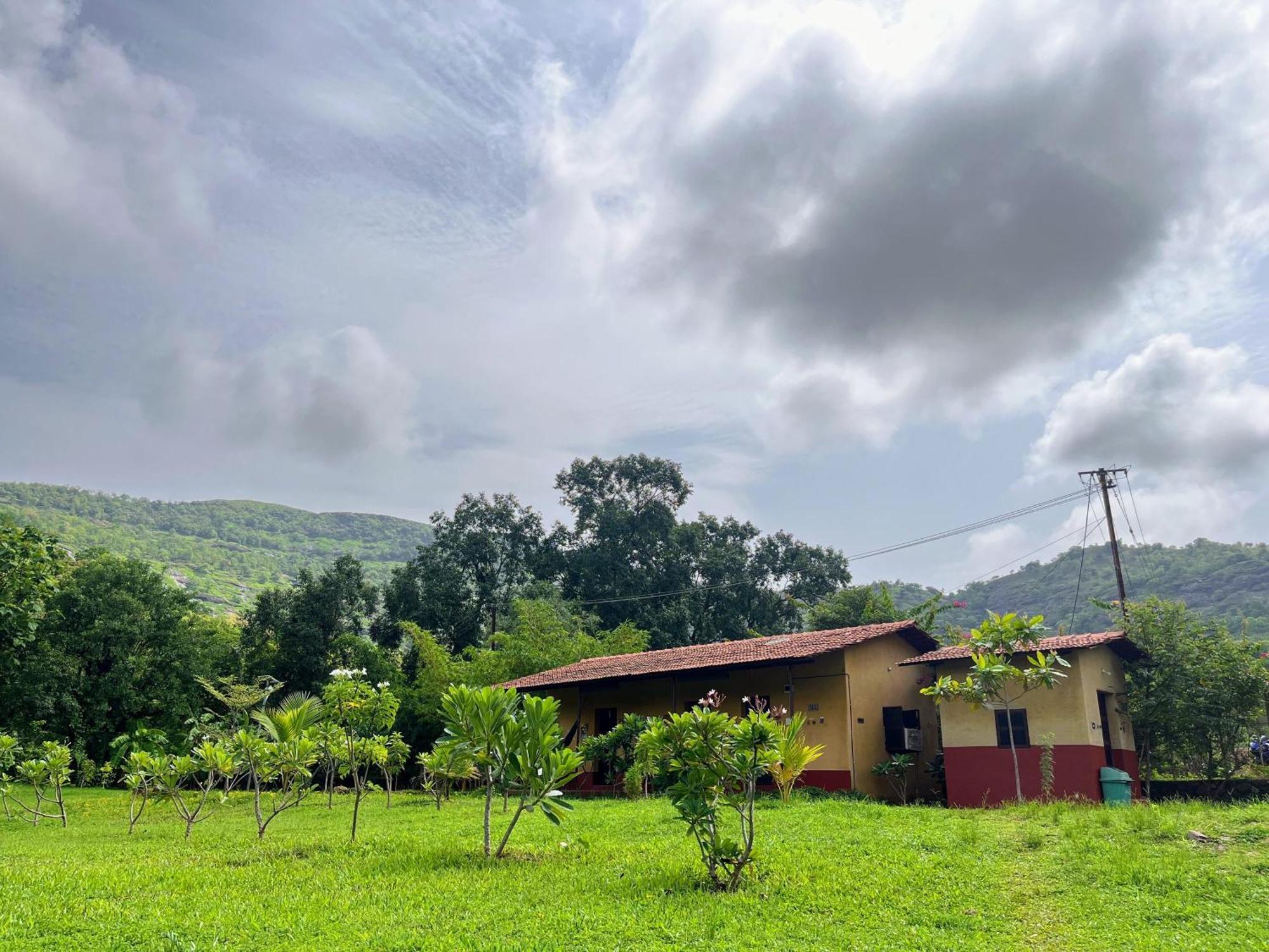 King'S Landing Villa Karjat Eksteriør billede
