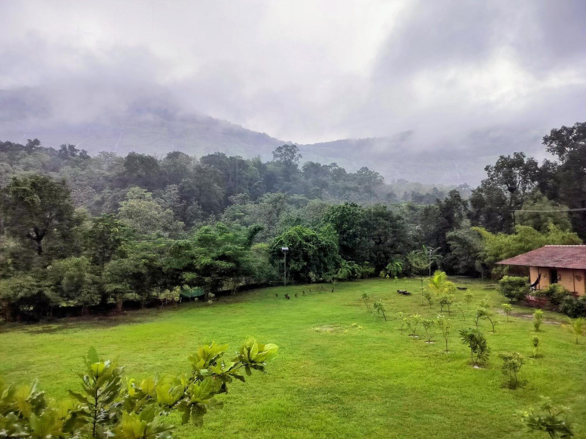 King'S Landing Villa Karjat Eksteriør billede